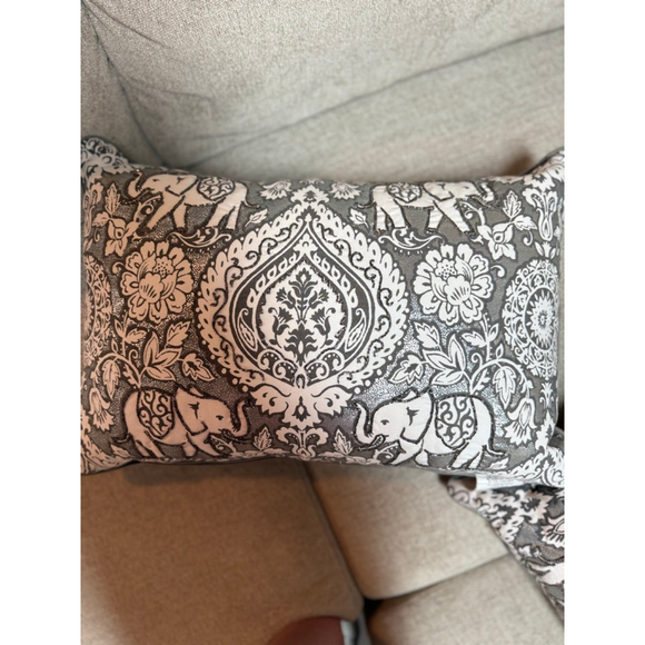 EnVogue International Gray White Elephant Pattern Accent Pillows One Size - Picture 4 of 7